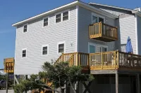 Oceanfront property - Pools
