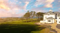 Dunluce Lodge - Small Luxury Hotels of the World - parking