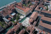 Palazzo Veneziano - Venice Collection - Jacuzzi