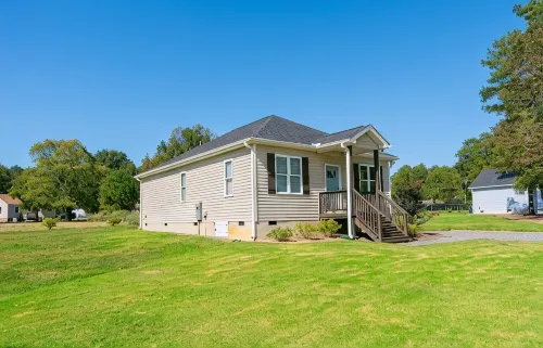 NEW! Scandinavian Cottage in Duke~King Bed - balcony