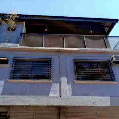 Bakawan Hostel Hotel Exterior