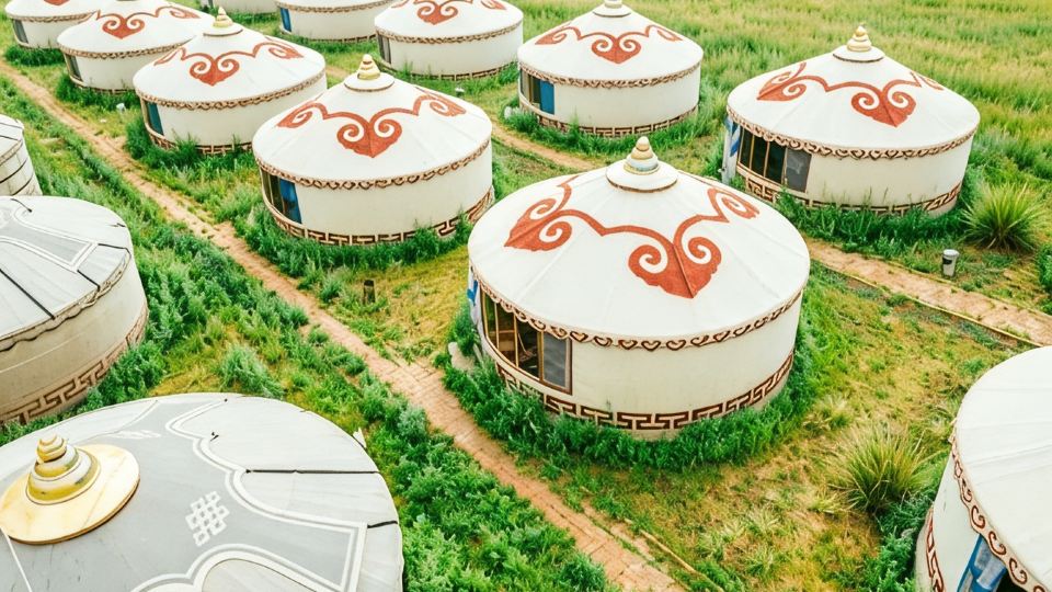 Amani Bread & Ger · Mongol Ger Guesthouse (Xilamuren Grassland)