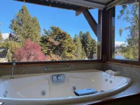Charming Luxury Lodge & Private Spa - Hot Tub