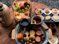 Wuli Courtyard Private Hot Spring Inn - breakfast