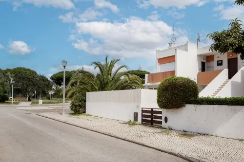 Vilamoura Garden Stay | Private Garden   AC - Bintang 3
