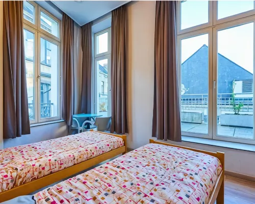 Jacques Brel Hostel Các khách sạn gần Trung tâm triển lãm sinh học Le Botanique