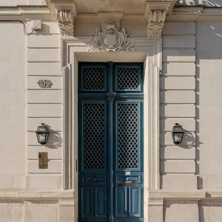 Corneille - 50m du Grand Théâtre, Opéra - Encore Mieux