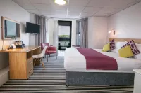 Lothersdale Hotel Morecambe by Belvilla - Bãi đậu xe