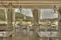 Salvator Villas & Spa Hotel - balcón