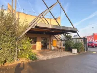 Fyl hôtel  Saint Pol - parking
