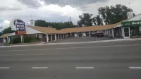 Holiday Motel