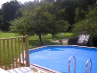 Les Sapins Hotels in Combreux
