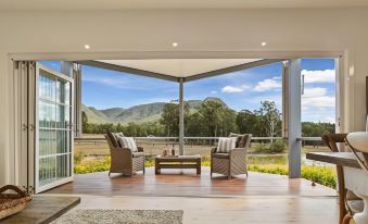Brokenback Views Country Estate Hunter Valley