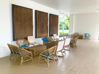 By the Beach - Luxury 2 Bedrooms Family Suite Hotels in Batu Ferringhi