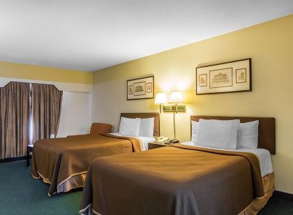 Rodeway Inn & Suites