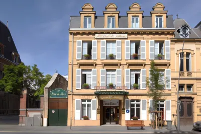Hôtel de Paris Hôtels à proximité de : Relais de la Poste aux Chevaux de Launois-sur-Vence