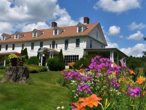 Harbour House Inn B&B