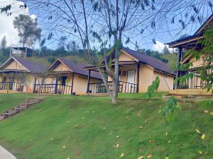 Mong Homestay Resort