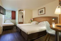Comfort Hotel Amiens Nord Hôtels à proximité de la AMIENS RAILWAY STATION