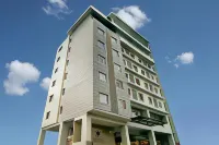 Zerenity Hotel & Suites