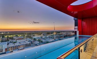 RNR Serviced Apartments Adelaide - Sturt St