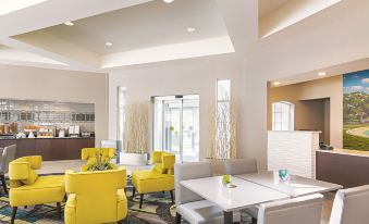 La Quinta Inn & Suites by Wyndham Orlando UCF