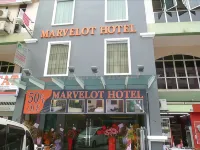 マーベロット ホテル