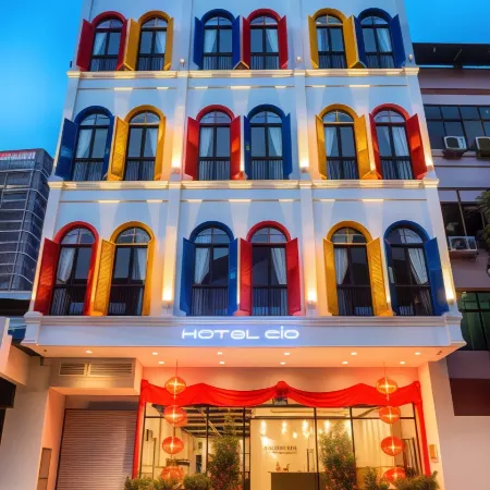 Hotel CIQ, Jalan Trus Отели рядом с достопримечательностью «Торговый центр JB City Square»