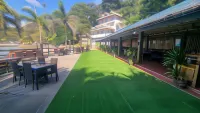 Dive and Trek Resort and Marine Sanctuary