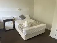 The Commercial Hotel Nambour Các khách sạn ở Yandina
