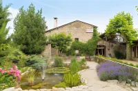 Logis Hôtel Restaurant la Vieille Ferme, Mâcon Nord Hotels in 