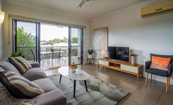 Zen Nomad - 2Br Nightcliff Apartment