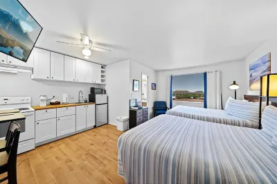 Surf & Sand Inn