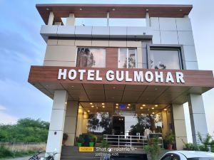 Hotel Gulmohar by WB Inn
