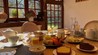 Maison d'hôtes la Bageatière - Lac d'Aiguebelette Hotels in Champagneux