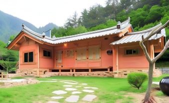 Samcheok Deokpung Valley Areumgol Pension