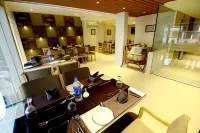 Hotel Panacea Ventures - parking