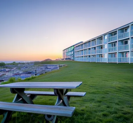 Beachfront Inn