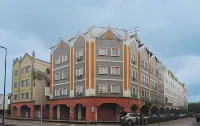 "Cloth Art Homestay" 4 Min Walk to Car Free Zone by Shine Stay