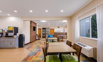 AmericInn by Wyndham Minot