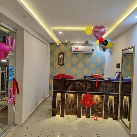 Red Fort Hotel Gulberg