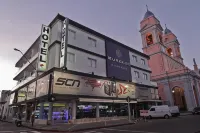De la Plaza Hotel - breakfast