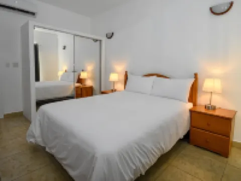 Lord Nelson Hotel & Residences Hotels in Osbourn