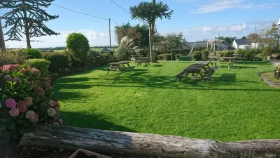 Cadwgan House Hotels in Barmouth