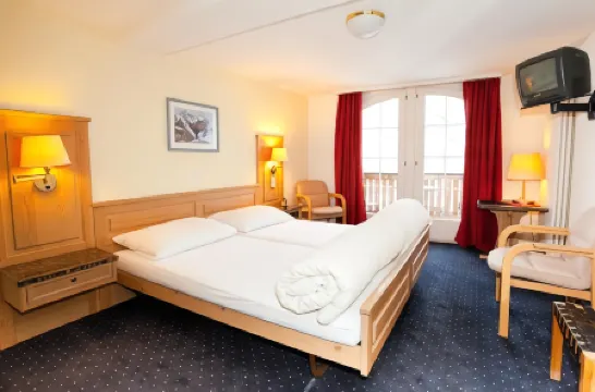 米倫少女峯酒店