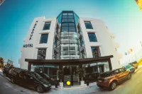 Harbour Hotel