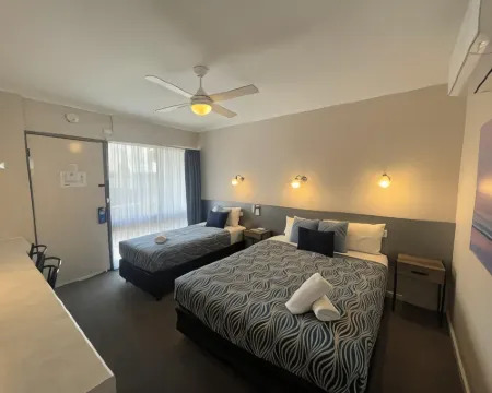 Paddlewheel Motel Hotels in Echuca