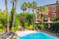 Hôtel l'Arena - Uima-altaat