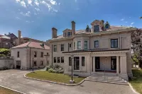 11 Bedroom 33 beds Woolworth Mansion in Scranton