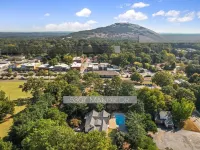 A historical and restful retreat in the heart of Stone Mountain Village Hotels in Stone Mountain